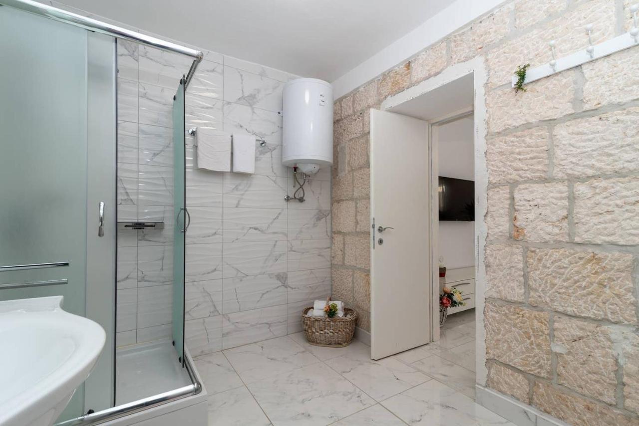 Eden Mediterranean House Vrsine Luaran gambar